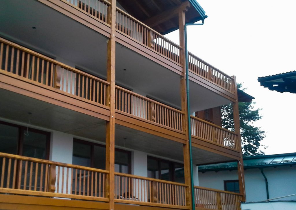 Balkone Fassaden Holzbau Frank